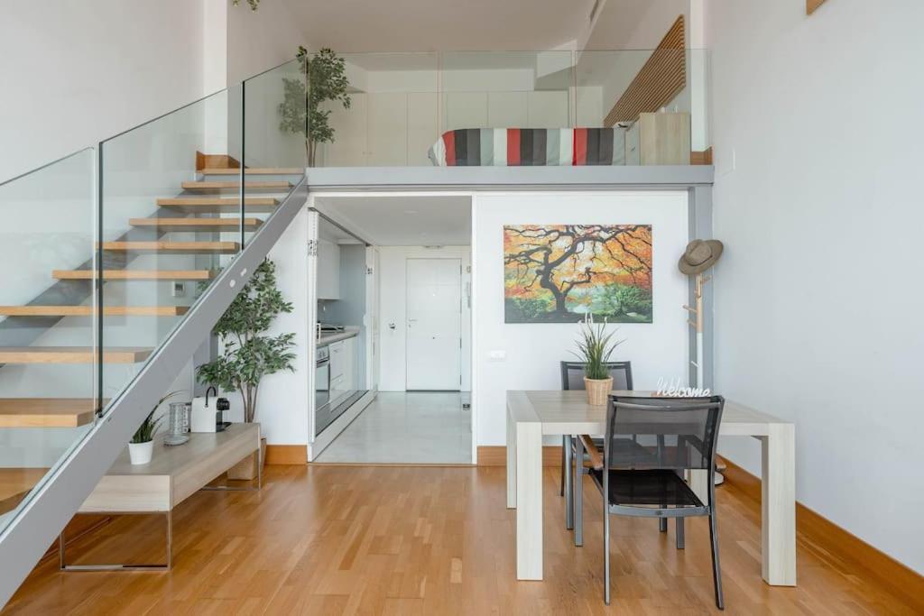Appartamento Duplex Loft Apartamento Con Parking Gratis Valenza Esterno foto